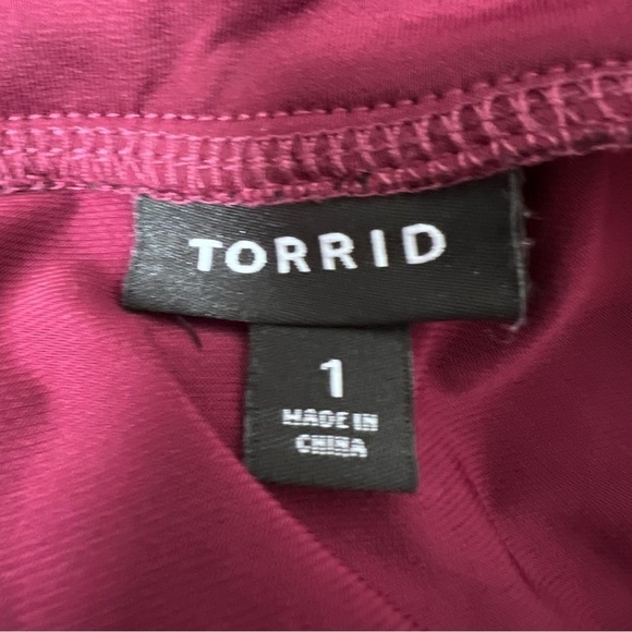 Torrid Burgundy Long Sleeve Faux Wrap Dress Size 1x - Picture 8 of 8